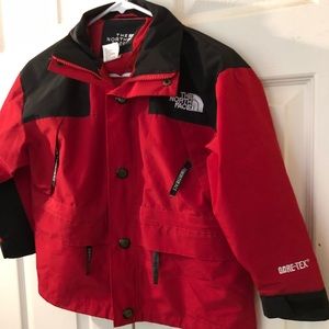 Boy’s The North Face gore tex ski jacket Child 4